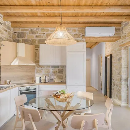 Nala Villa *